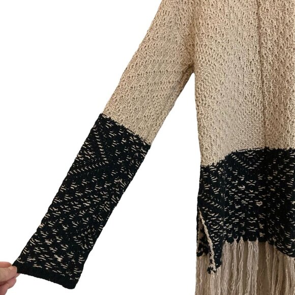 BCBGMAXAZRIA Eliana Knit Jacquard Fringe Cardigan Oversized Colorblock REVOLVE - Picture 11 of 16